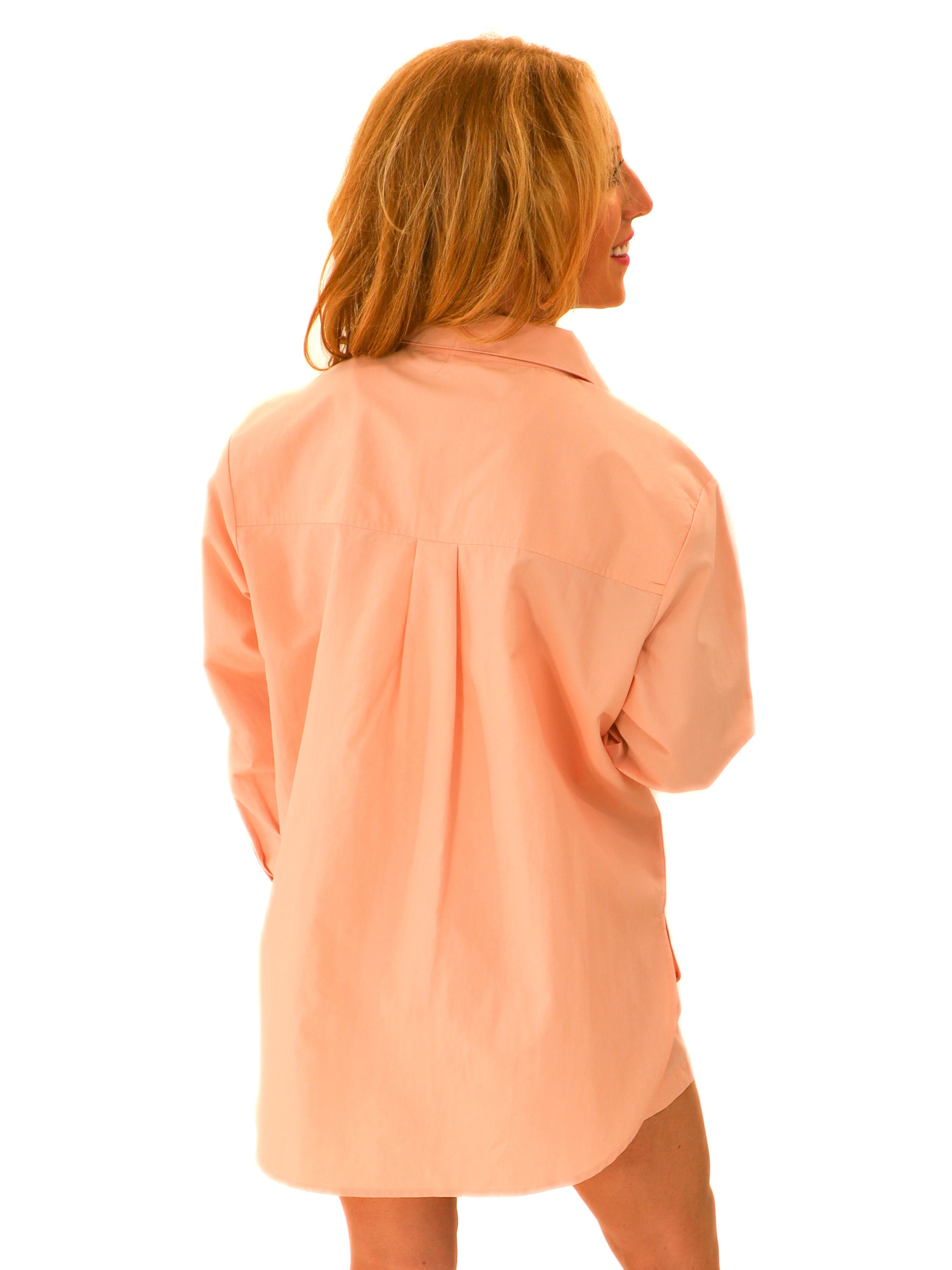 Oversized pink shirt with embroidery
