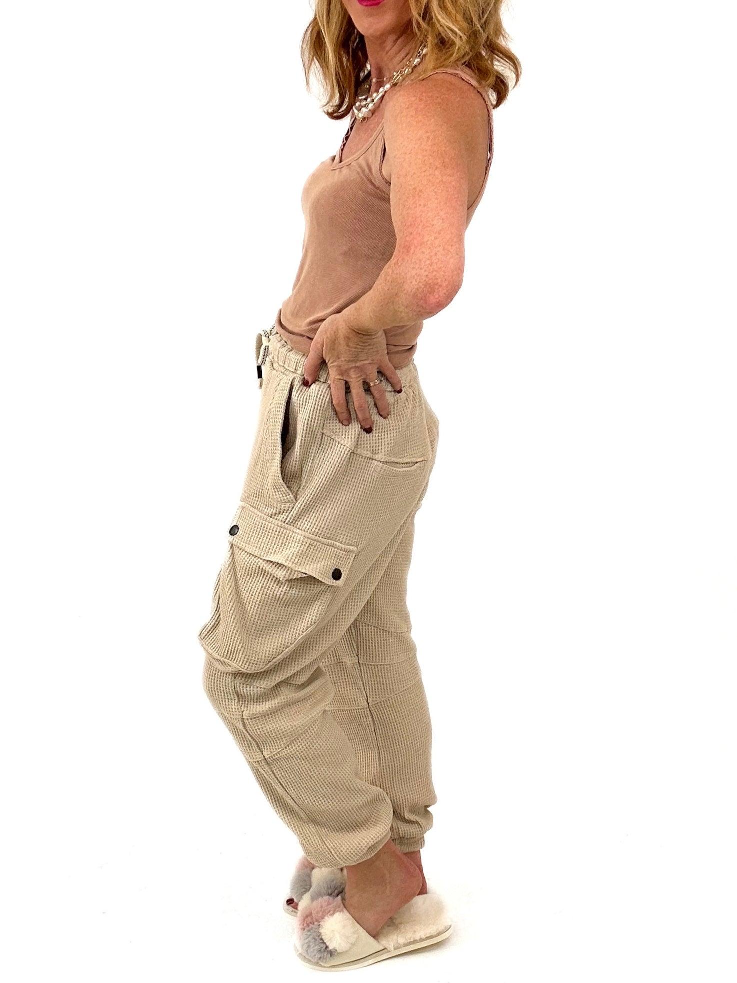thermal jogger with cargo pockets