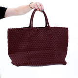 Elton Tote