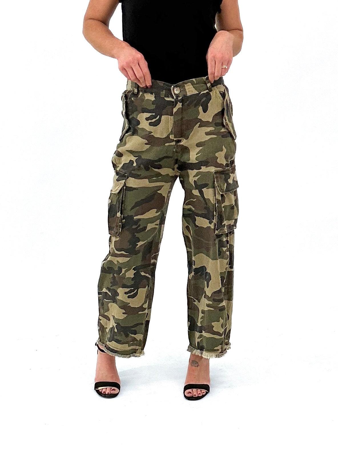 camo cargo bottom