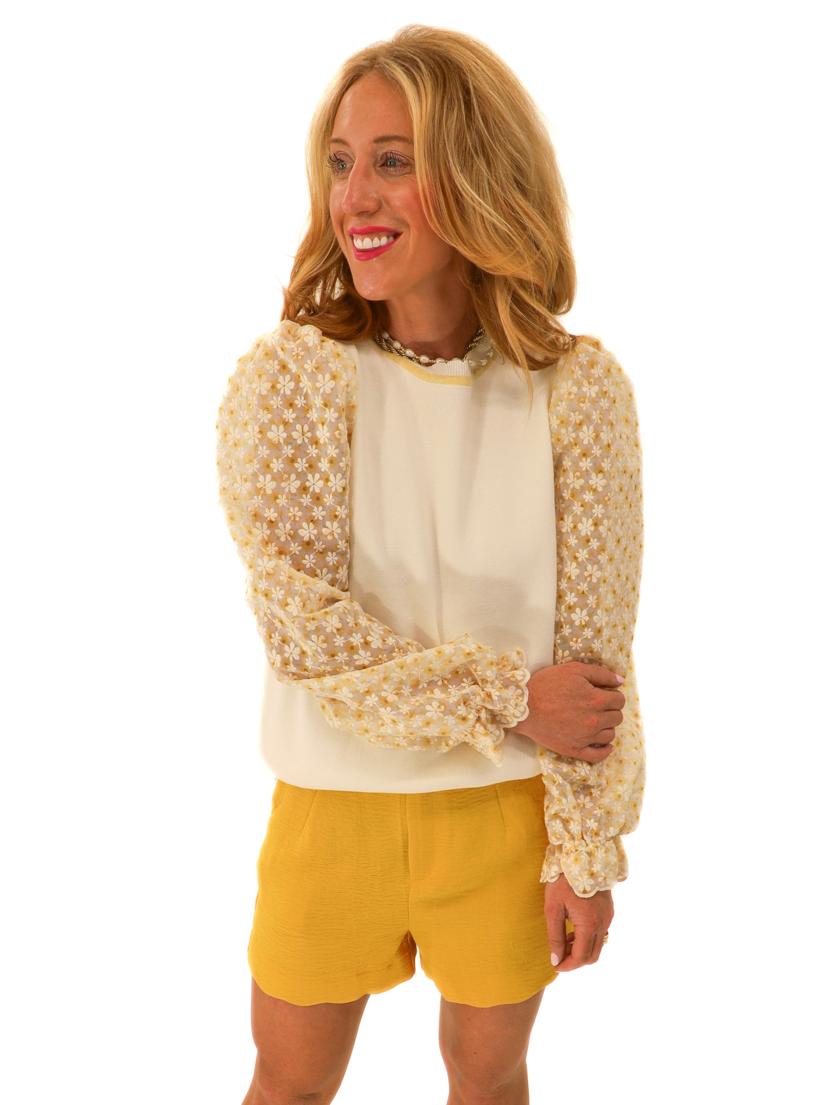 Ruffled sleeve spring sweater 