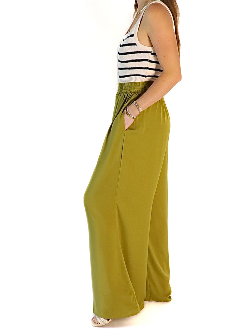 Like Heaven Satin Pant In Olive
