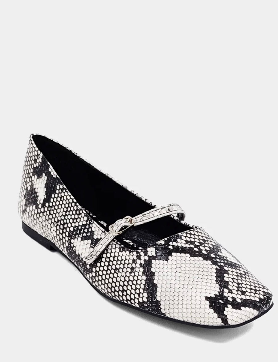 Adele Ballet Flat