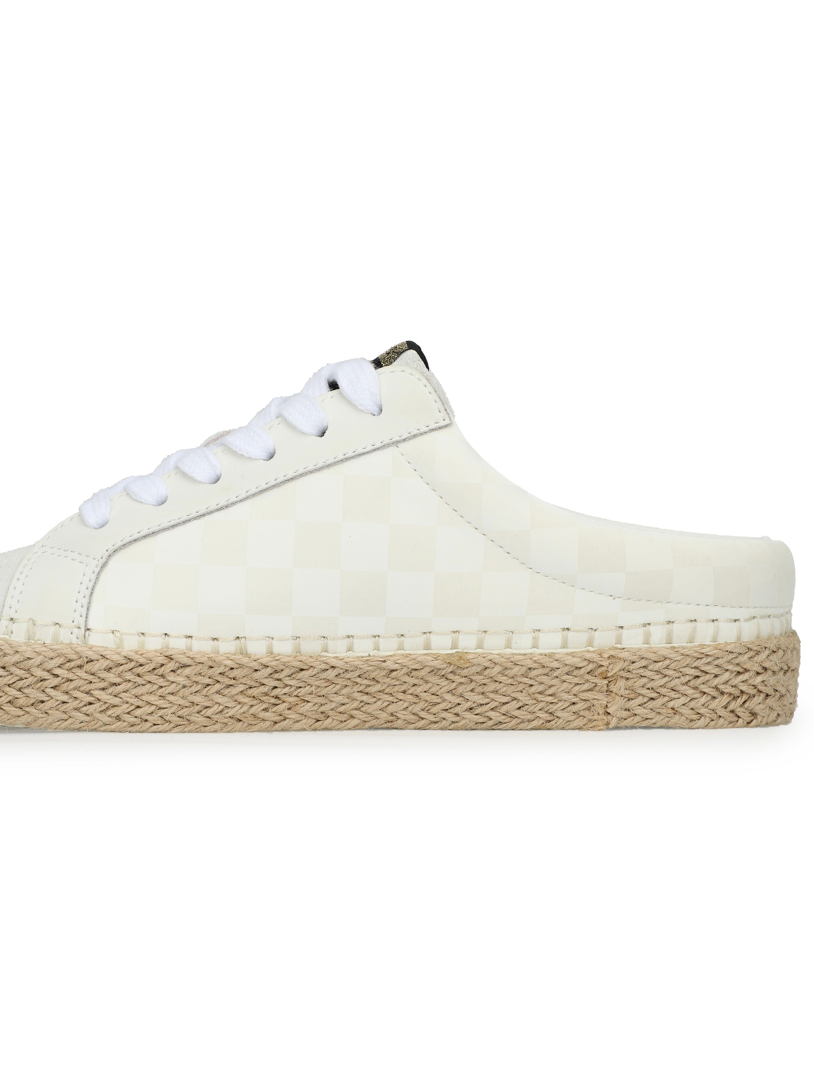 Cream checkered shoe