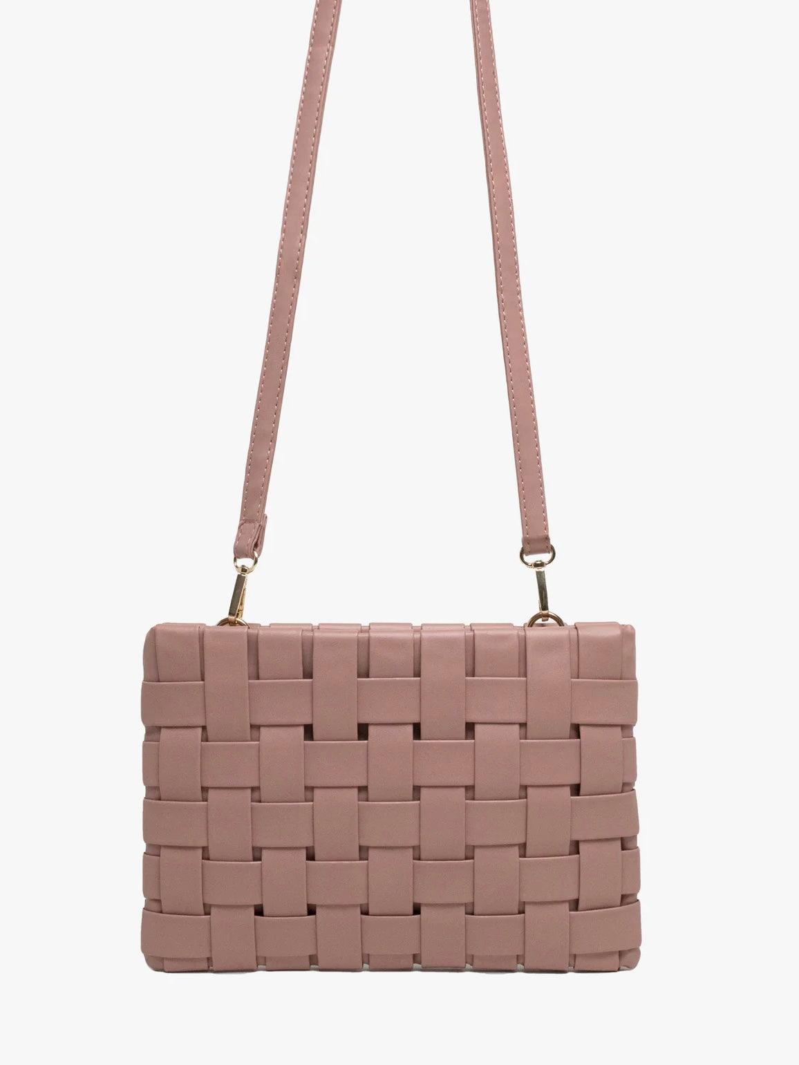 crossbody in pink 