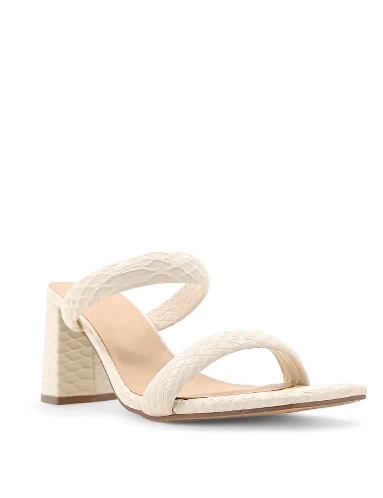 Strappy sandal