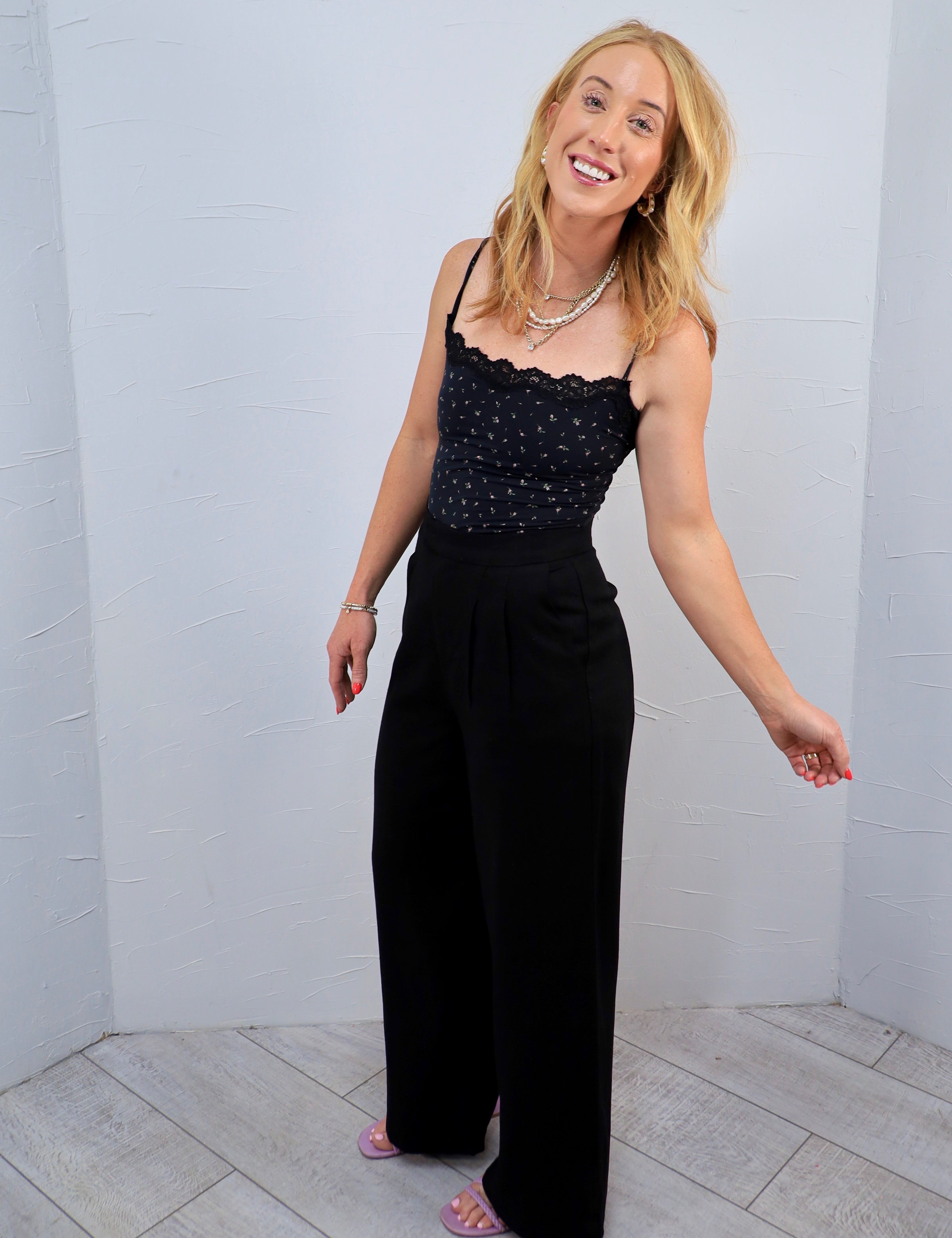 Going Chic In Linen Bottom